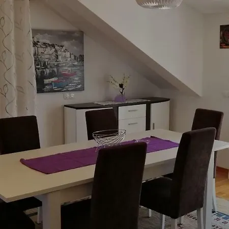 Martin Apartment Jelsa (Hvar)
